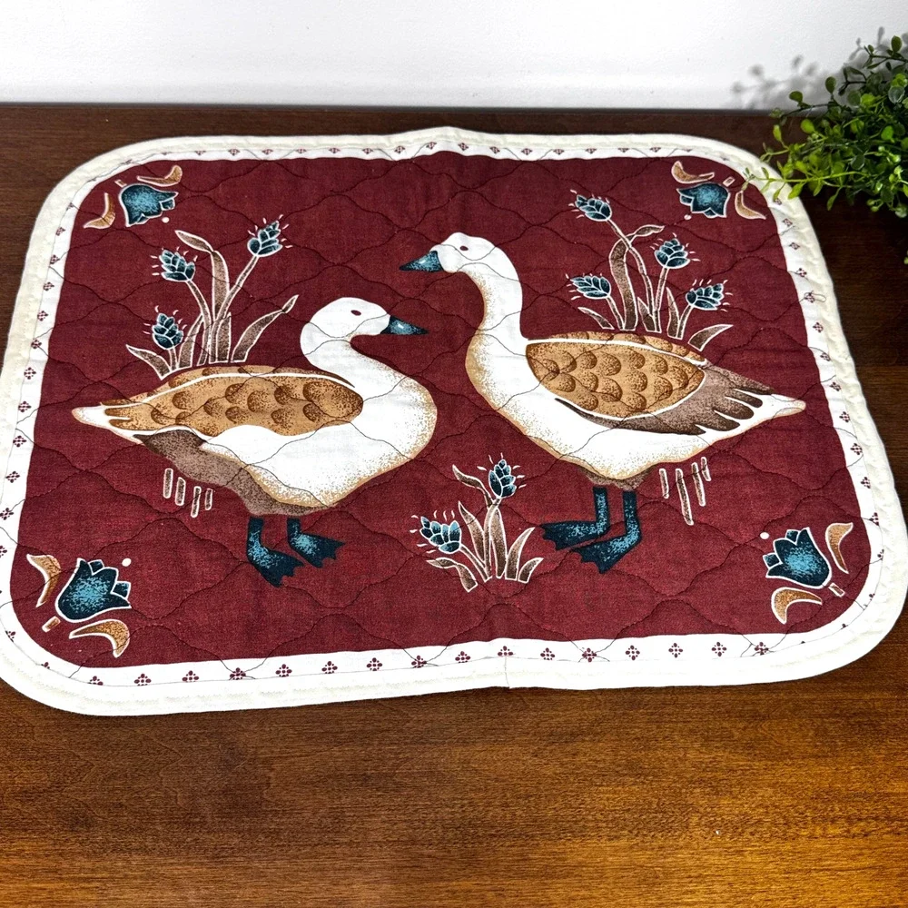 Vintage 1980s Quilted Country Goose Placemat Autumn Decor 13x16.5
